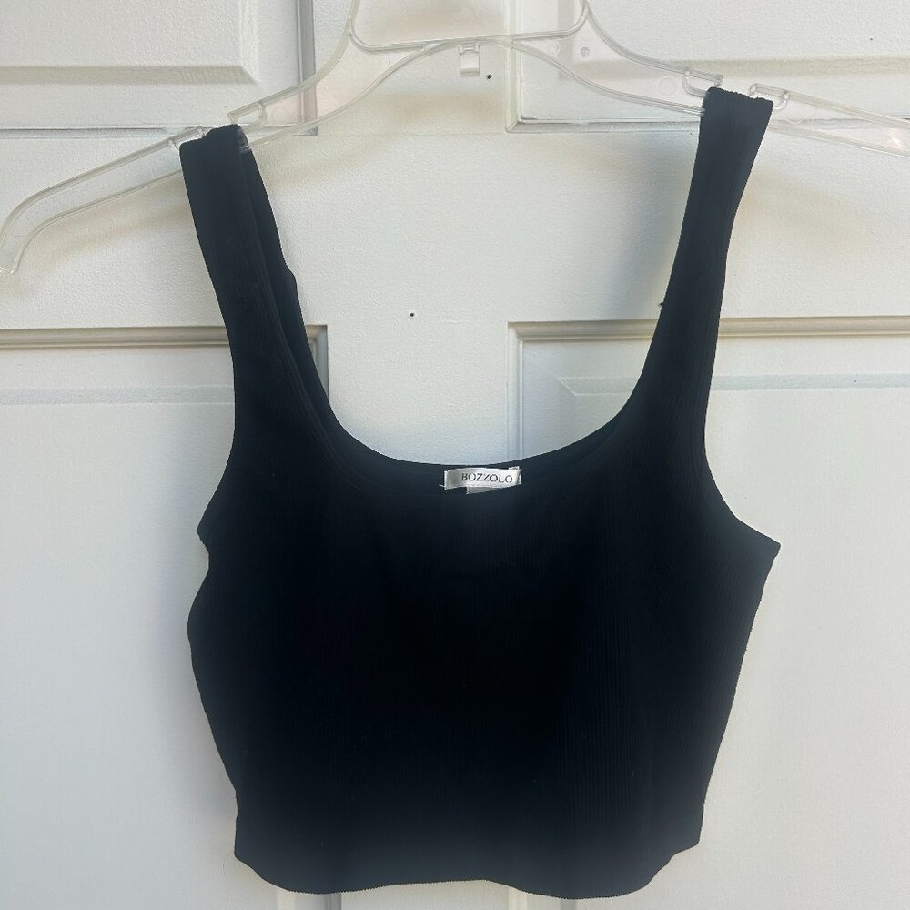 black tank top